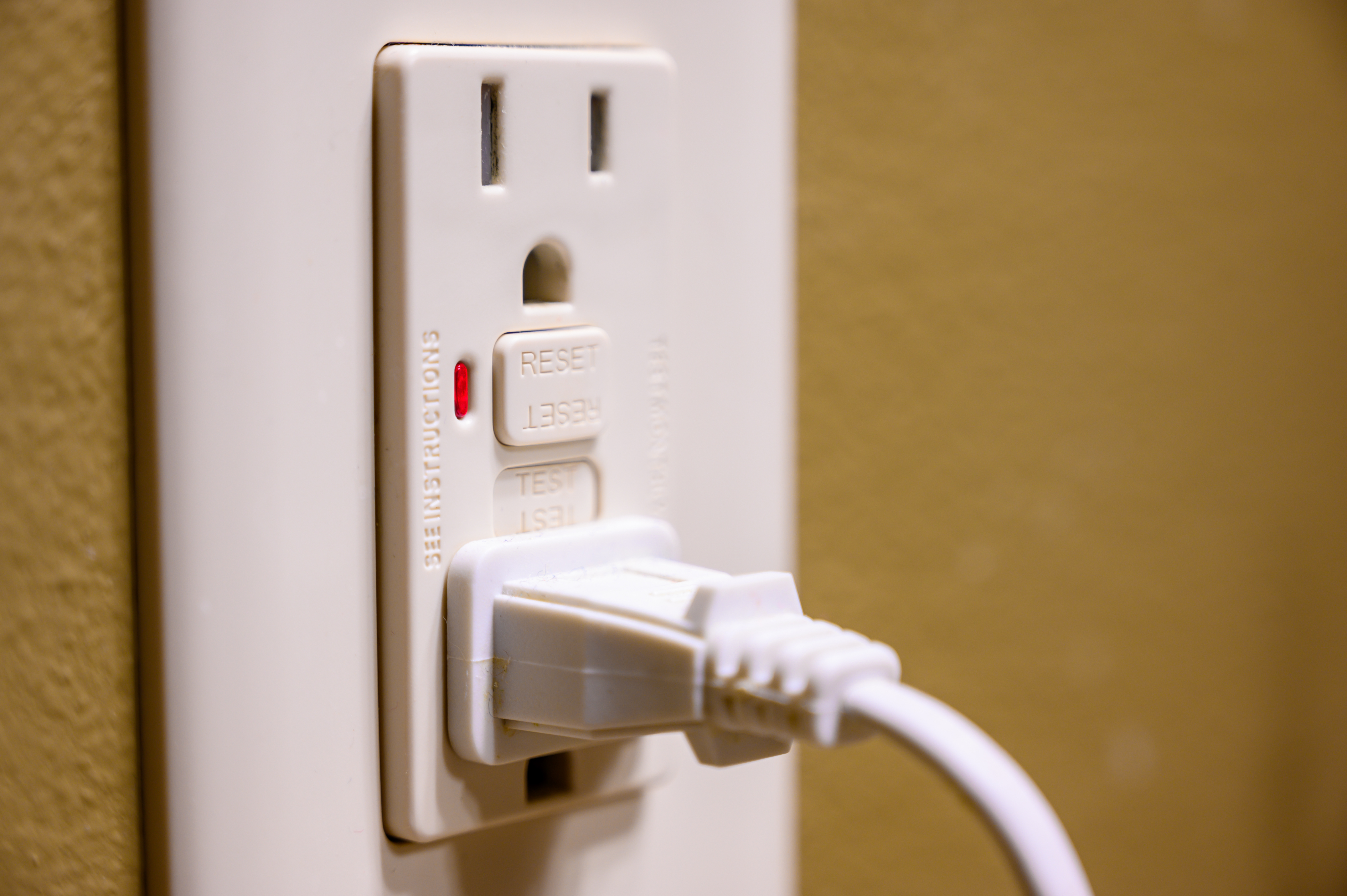 Household Quick Fixes to Try Before Submitting a Maintenance Request